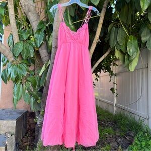 Vintage 1960s Vanity Fair Hot Pink Slip with Lace Detailing.